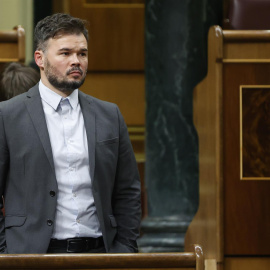  El portavoz de ERC en el Congreso, Gabriel Rufián, durante el pleno celebrado este jueves en el Congreso. - EFE