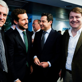 Adolfo Suárez Illana, Pablo Casado, Juanma Moreno, y Alfonso Fernández Mañueco, momentos antes de empezar una reunión de la Junta Directiva Nacional del PP, en enero de 2020. EUROPA PRESS