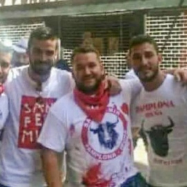 Los cinco condenados por la violación de una joven en Pamplona, durante San Fermín. Prenda (centro), Boza (primero por la izquierda) y Alfonso (el cuarto), junto a Antonio Manuel y Jesús.