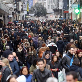  Vista de la calle Preciados, una de las más comerciales de Madrid. EFE