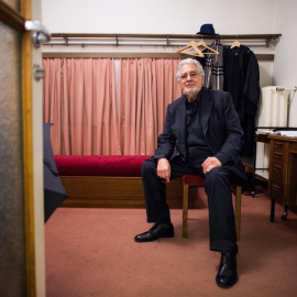 Foto del tenor español Plácido Domingo durante una entrevista en la Wiener Staatsoperen de Viena (Austria), en febrero de 2016. EFE/Christian Bruna