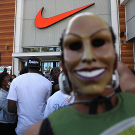 Protestas en California por el asesinato de George Floyd. / REUTERS - Patrick Fallon