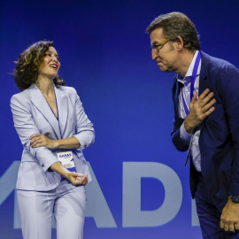 Feijóo y Ayuso en un mitin del PP.- EFE