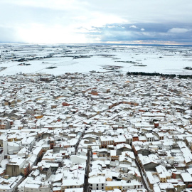  Villarobledo y sus alrededores (Albacete) cubiertos por la nieve de la borrasca Filomena. Shutterstock / Lifes_Sunday