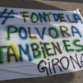 Pancarta en Font de la Polvora.