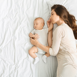  Shutterstock / Prostock-studio