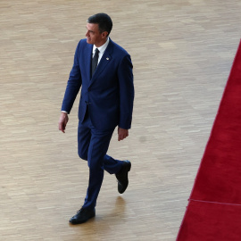 El presidente del Gobierno, Pedro Sánchez, a su llegada a una cumbre de la UE, en Bruselas. REUTERS/Yves Herman