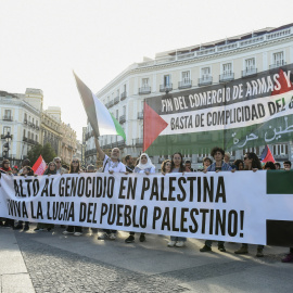  La Red Solidaria contra la Ocupación de Palestina convoca la quinta marcha en conmemoración de la Nakba de 1948 y para denunciar el genocidio de la población palestina en Gaza este sábado en Madrid. EFE/ Victor Lerena