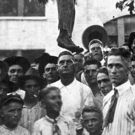 Imagen de un linchamiento racista en Estados Unidos.