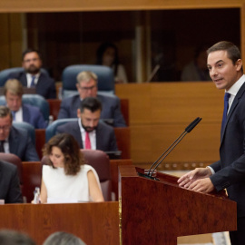 El secretario general del PSOE-M, Juan Lobato, interviene durante la segunda sesión del Debate del Estado de la Región, en la Asamblea de Madrid. EUROPA PRESS/Jesús Hellín