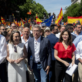  El expresidente del Gobierno, Mariano Rajoy, la secretaria general del PP, Cuca Gamarra, el presidente del Partido Popular, Alberto Núñez Feijóo, la presidenta de la Comunidad de Madrid, Isabel Díaz Ayuso, y el expresidente del Gobierno, José María