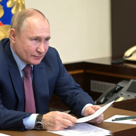  Vladimir Putin en videoconferencia.- Kremlin / dpa