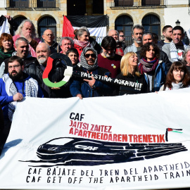 Grupos de derechos humanos en Euskal Herria lanzaron una campaña en febrero 2020 pidiendo a la empresa vasca CAF que se retire del proyecto para expandir el tranvía de Jerusalén en los asentamientos ilegales israelíes.