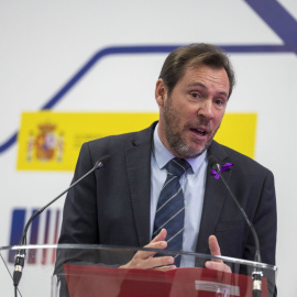El ministro de Transportes y Movilidad Sostenible, Óscar Puente. / Fernando Villar (EFE)
