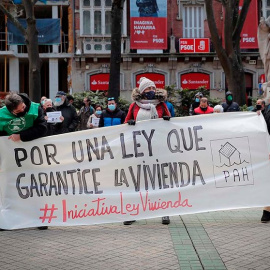 Foto de archivo de una protesta en Pamplona por "una ley que garantice la vivienda". / Villar López (EFE)