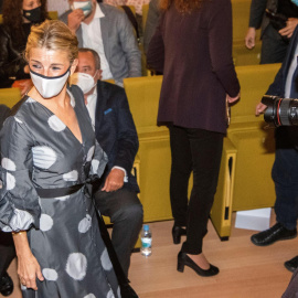  La vicepresidenta segunda del Gobierno y Ministra de Trabajo, Yolanda Díaz (i), asiste al V Foro del semanario "El Económico", este viernes en Palma de Mallorca. EFE/ Cati Cladera