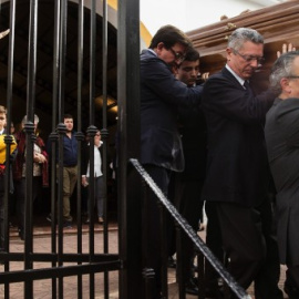  Entierro de Utrera Molina con el 'Cara al Sol' de fondo. EFE/Jorge Zapata