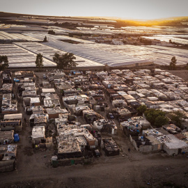 Vista de un asentamiento de migrantes agricultores en Almería. FOTO: Ignacio Marín