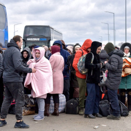  Refugiados ucranianos en la frontera con Polonia. — Vitaliy Hrabar / EFE/PAP
