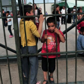 Niños refugiados en el campo de refugiados griego de Kalohori - Sakis Mitrolidis / AFP