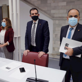  Los tres diputados expulsados de Vox en Murcia.— Juan Carlos Caval / EFE