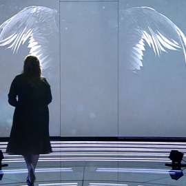  Carlota Corredera en el plató del programa de la docuserie de Rocío Carrasco.- TELECINCO