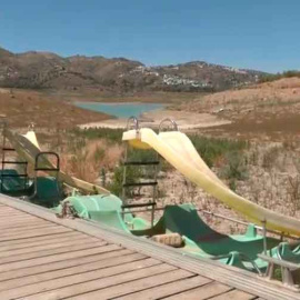 Aspecto del embalse de la Viñuela en Málaga, al 7,4% de su capacidad. - Atlas