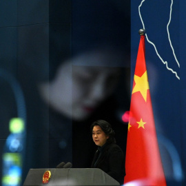  La portavoz del Ministerio de Relaciones Exteriores de China, Hua Chunying, responde preguntas durante la conferencia de prensa diaria en el Ministerio de Relaciones Exteriores en Beijing el 24 de febrero de 2022. Noel Celis / AFP