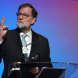 El expresidente del Gobierno Mariano Rajoy participa en la mesa ‘Política para adultos. La democracia liberal y los populismos’, en la Casa América, a 17 de octubre de 2022, en Madrid (España).- EUROPA PRESS