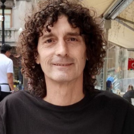 Imagen del poeta David Gonzalez.