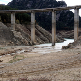  El pantà de la Llosa del Cavall, a Guixers, ben sec. ACN