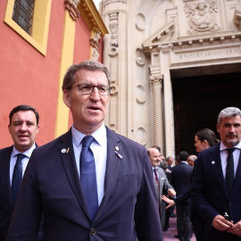 El presidente del PP, Alberto Núñez Feijóo, tras su visita a la basílica del Gran Poder, a 4 de abril de 2023, en Sevilla.- Joaquin Corchero / Europa Press