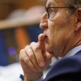  El presidente del PP, Alberto Núñez Feijóo, durante una sesión plenaria en la se aprueba el uso de las lenguas cooficiales en el Congreso de los Diputados, a 19 de septiembre de 2023, en Madrid (España). a aprobación Eduardo Parra / Europa Press