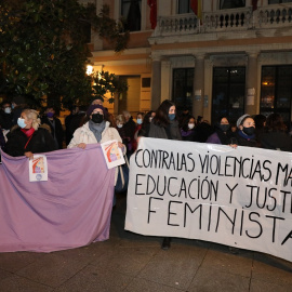 Manifestación contra la violencia machista en el barrio madrileño de Vallecas, en el 25-N de 2021. EUROPA PRESS/Isabel Infantes