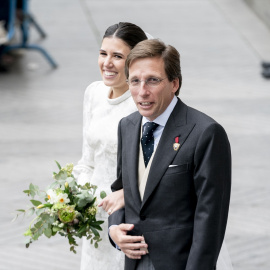  José Luis Martínez-Almeida y Teresa Urquijo salen de su boda en la parroquia San Francisco de Borja, a 6 de abril de 2024, en Madrid. A. Pérez Meca / Europa Press