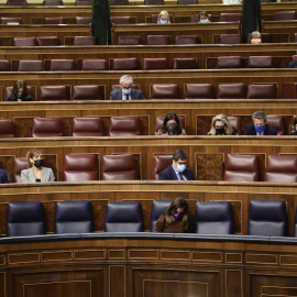  Pleno del Congreso, marcado nuevamente por la ausencia del líder del PP, han votado el decreto ley para prorrogar el esquema de protección especial del empleo de los expedientes de regulación temporal de empleo (ERTE); las medidas antidesahucios; y la