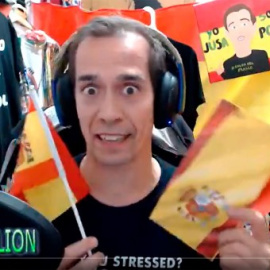  Jandro Lion en el arranque de un vídeo empleando los escudos y símbolos de la Policía Nacional y la Guardia Civil para hacer campaña electoral a favor de Vox.