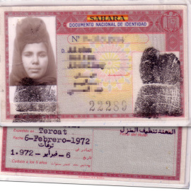  DNI español de una ciudadana saharaui, expedido en 1972.