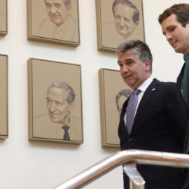  Pablo Casado junto a Ignacio Cosidó. (Ballesteros / EFE)