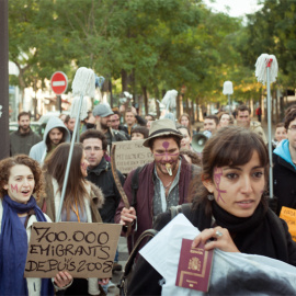  Protesta en París de la Marea Granate. MAREA GRANATE