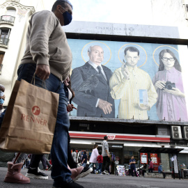 La principal avenida montevideana es peatonal cada sábado para reactivar el comercio / Intendencia de Montevideo / Artigas Pessio.