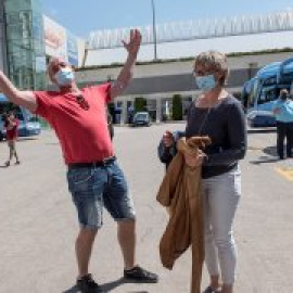 Los primeros turistas que visitan España tras tres meses de cierre se sienten seguros