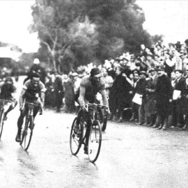  Etapas finales de la I Vuelta. -Mundo Gráfico