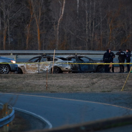 Oficiales de Policía en una colisión ocasionada por el autor del tiroteo en Nueva Escocia, Canadá. REUTERS