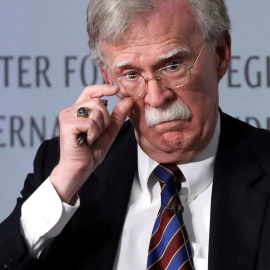 30.10.2019 / El ex asesor de seguridad nacional de la Casa Blanca, John Bolton en el centro de estudios del Centro de Estudios Estratégicos e Internacionales (CSIS).  REUTERS / Jonathan Ernst