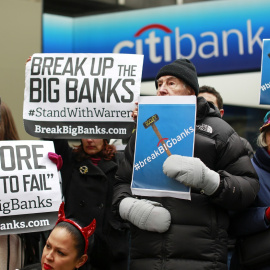Manifestación contra los bancos, en Nueva York, en 2014. REUTERS/Shannon Stapleton
