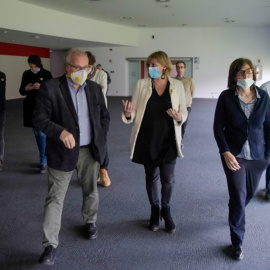 La consellera de Salut, Alba Vergés, visitant l'hospital temporal de Fira Salut aquest divendres. / ACN