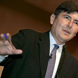 El exministro Manuel Pimentel. EFE