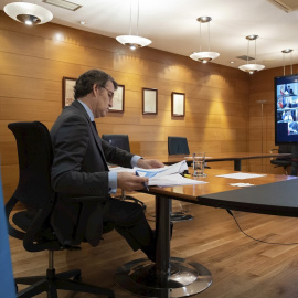 El presidente de la Xunta de Galicia Alberto Núñez Feijóo durante una videoconferencia con otros presidentes autonómicos./ David Cabezón (EFE)