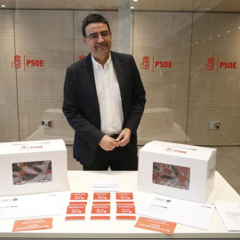 Mario Jiménez, este lunes cuando ha acudido a votar / EFE